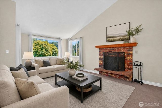 19232 Yew Way, Snohomish, WA 98296