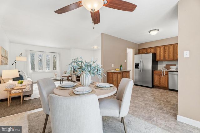 2213 GREEN HAVEN WAY, Hampstead, MD 21074