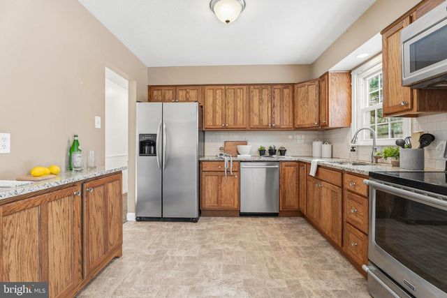 2213 GREEN HAVEN WAY, Hampstead, MD 21074