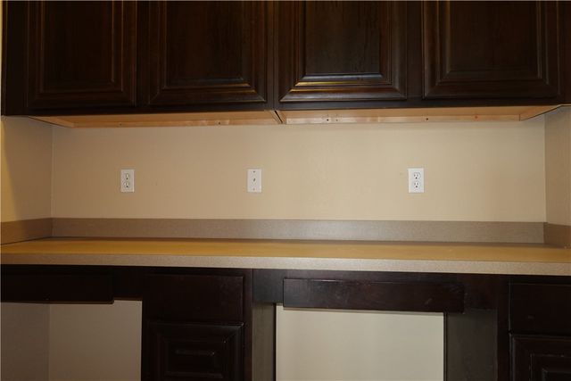 1006 Imperial St, Portland, TX 78374