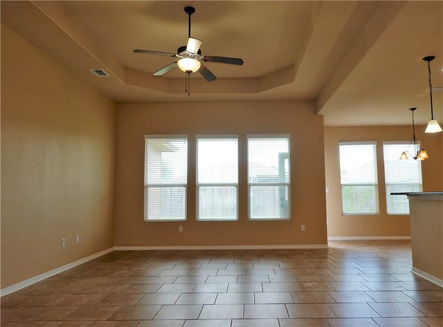 1006 Imperial St, Portland, TX 78374