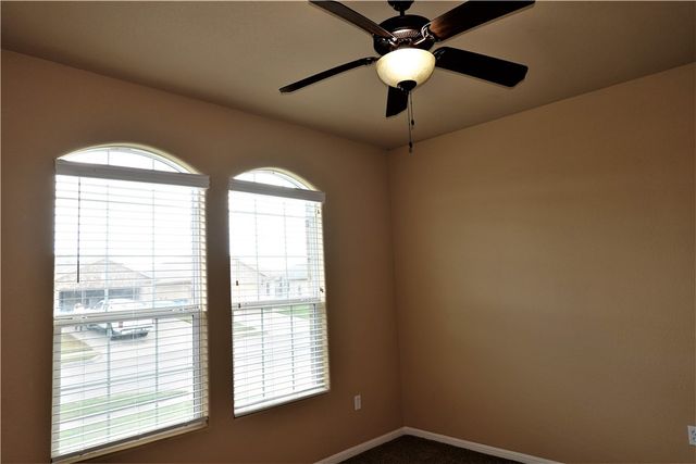 1006 Imperial St, Portland, TX 78374