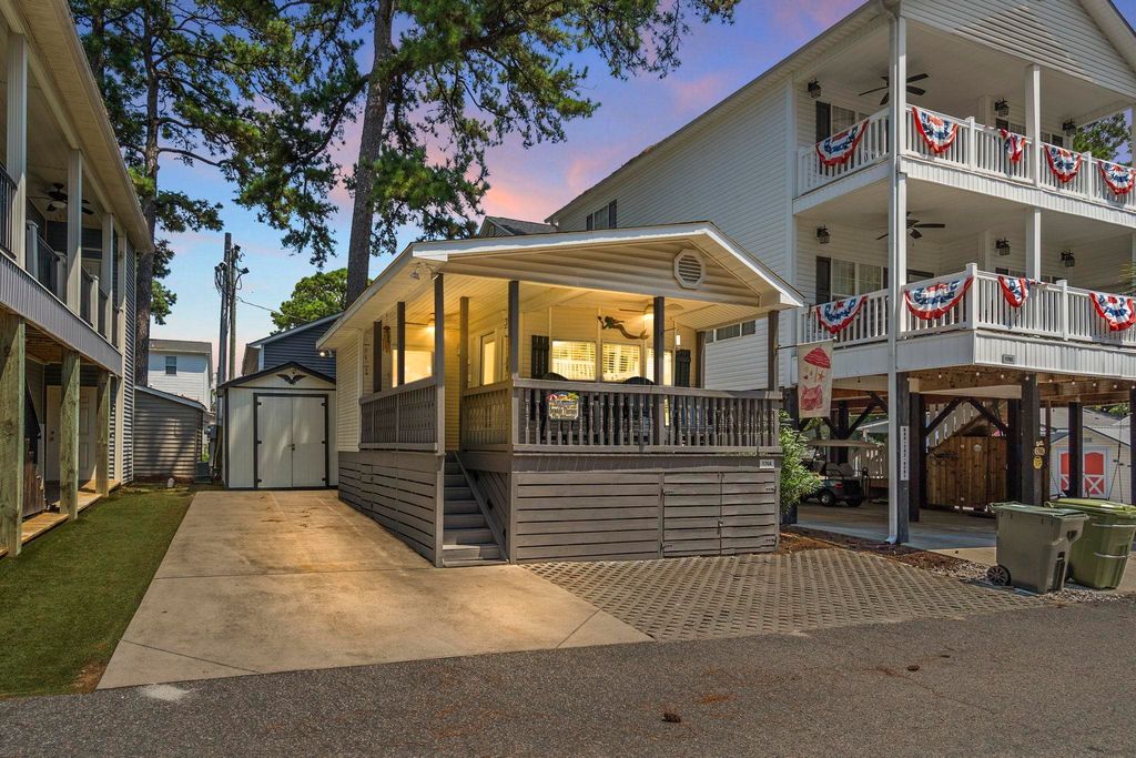 6001 - 1704 S Kings Hwy., Myrtle Beach, SC 29575 — exterior