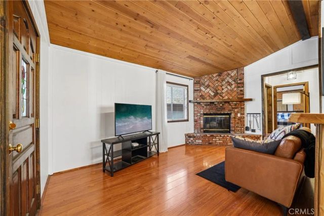 40137 Mahanoy Lane, Big Bear Lake, CA 92315