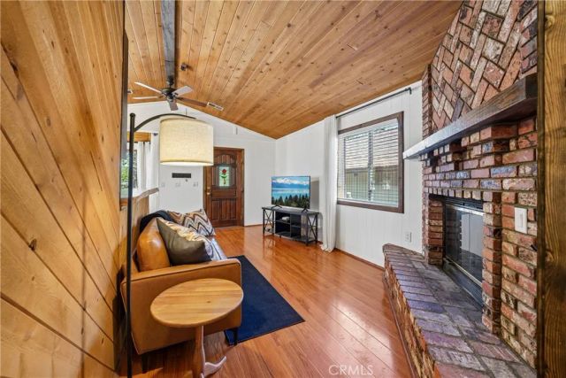 40137 Mahanoy Lane, Big Bear Lake, CA 92315