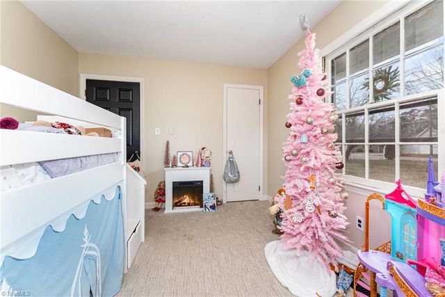 713 Lake Drive, Kernersville, NC 27284