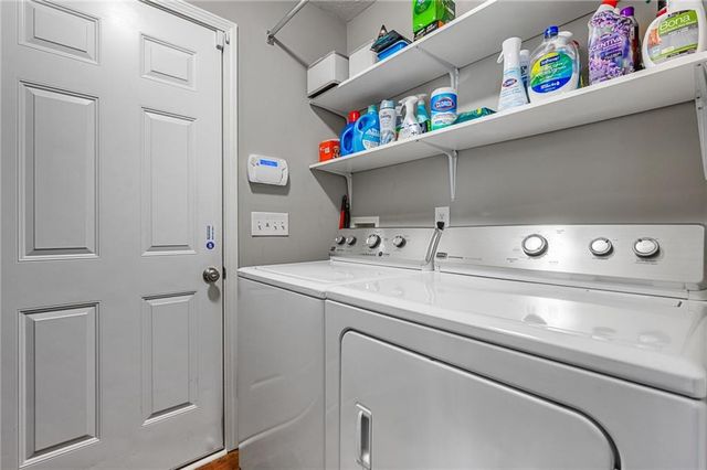 202 Weatherstone Crossing, Woodstock, GA 30188