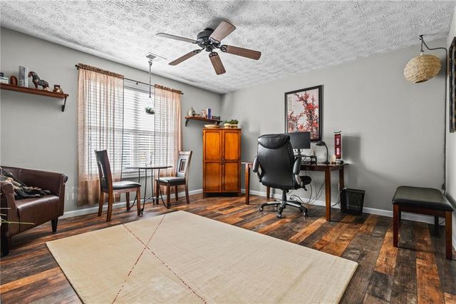 202 Weatherstone Crossing, Woodstock, GA 30188