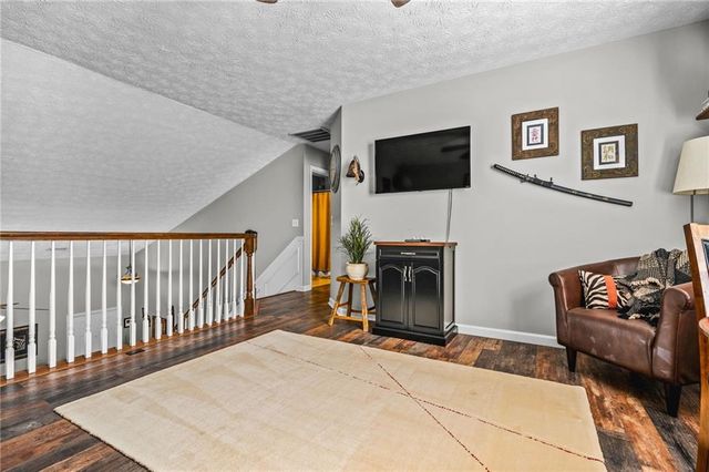 202 Weatherstone Crossing, Woodstock, GA 30188