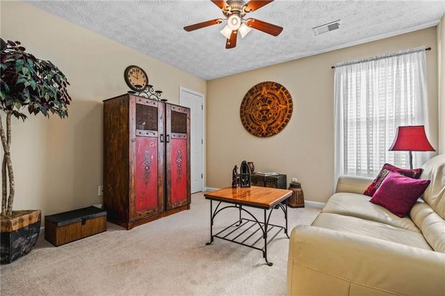 202 Weatherstone Crossing, Woodstock, GA 30188