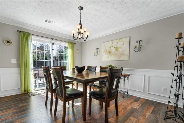 202 Weatherstone Crossing, Woodstock, GA 30188