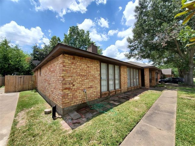 19311 Lazy Valley Drive, Katy, TX 77449