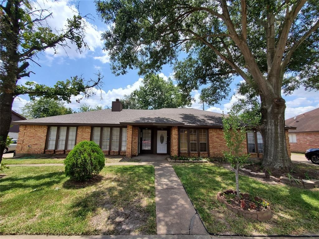 19311 Lazy Valley Drive, Katy, TX 77449