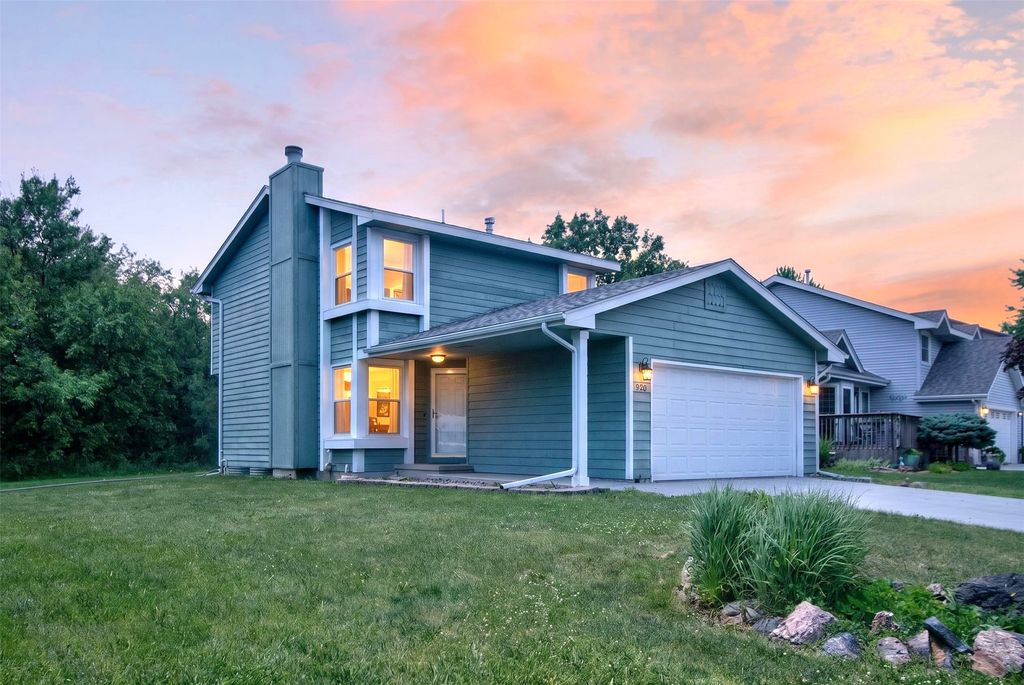 920 9th Avenue NW, Altoona, IA 50009