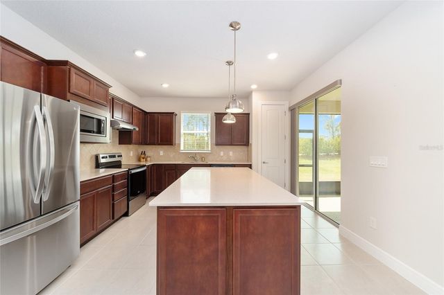 5882 SW 93RD CIRCLE, Ocala, FL 34481