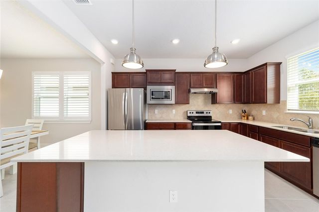 5882 SW 93RD CIRCLE, Ocala, FL 34481