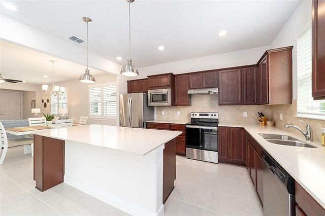 5882 SW 93RD CIRCLE, Ocala, FL 34481