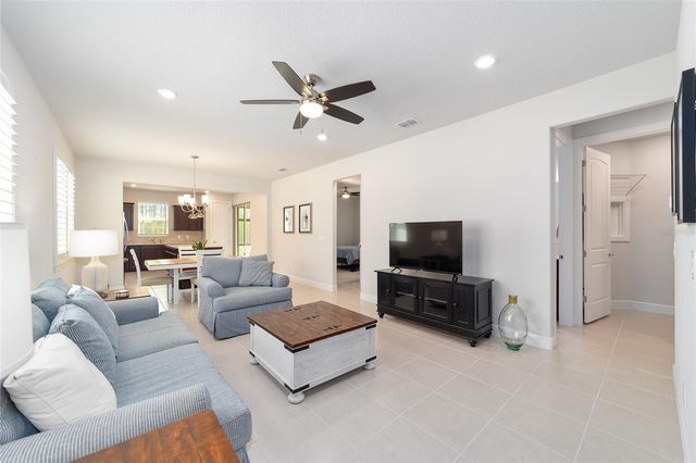 5882 SW 93RD CIRCLE, Ocala, FL 34481