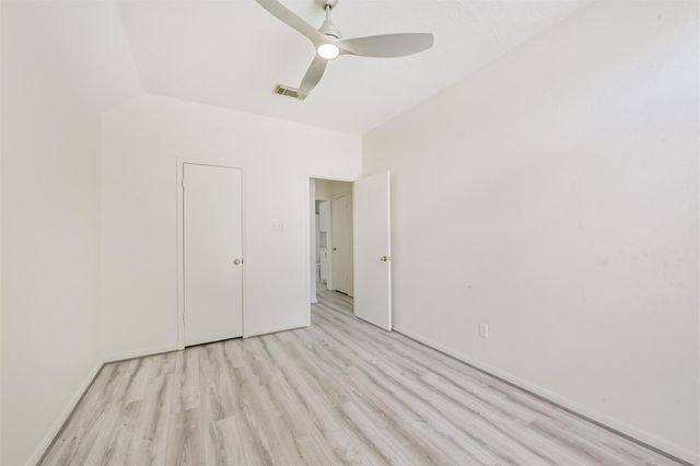 3810 E Peach Hollow Circle, Pearland, TX 77584