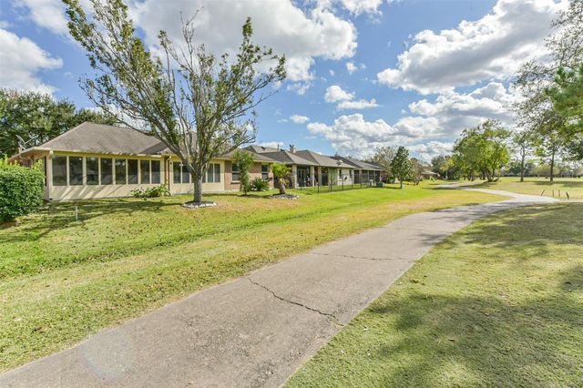3810 E Peach Hollow Circle, Pearland, TX 77584