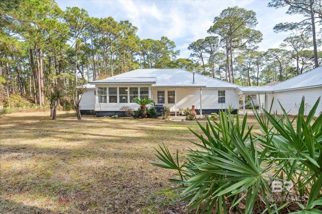 811 Ingraham Place, Dauphin Island, AL 36528