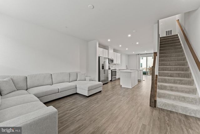 224 S NEWKIRK ST, Baltimore, MD 21224