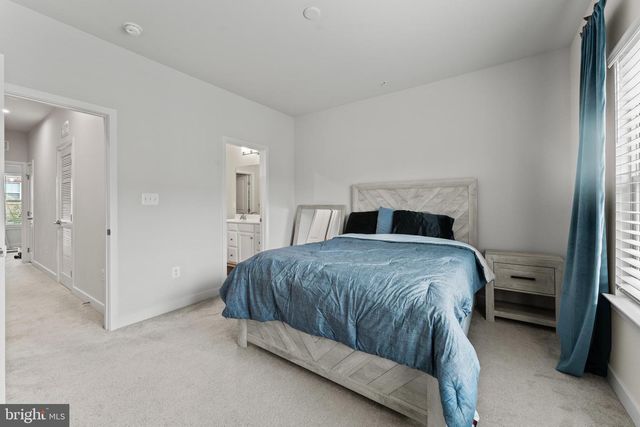 224 S NEWKIRK ST, Baltimore, MD 21224