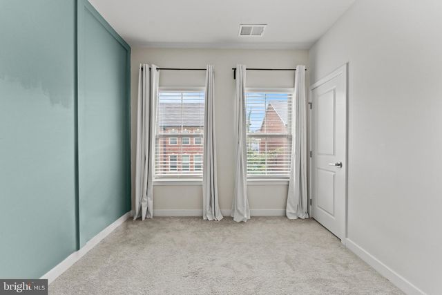 224 S NEWKIRK ST, Baltimore, MD 21224