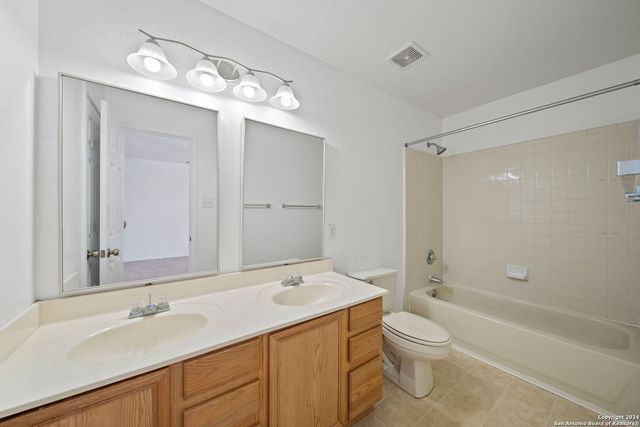 7 KENROCK RDG, San Antonio, TX 78254