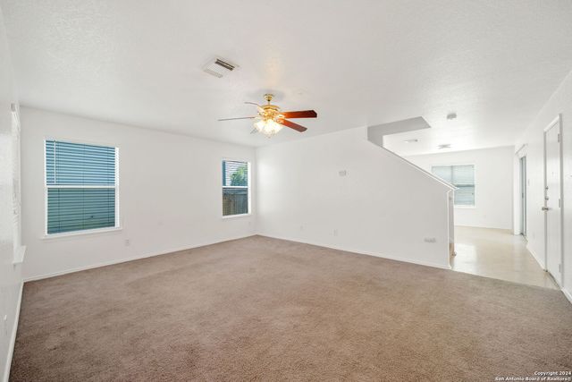 7 KENROCK RDG, San Antonio, TX 78254