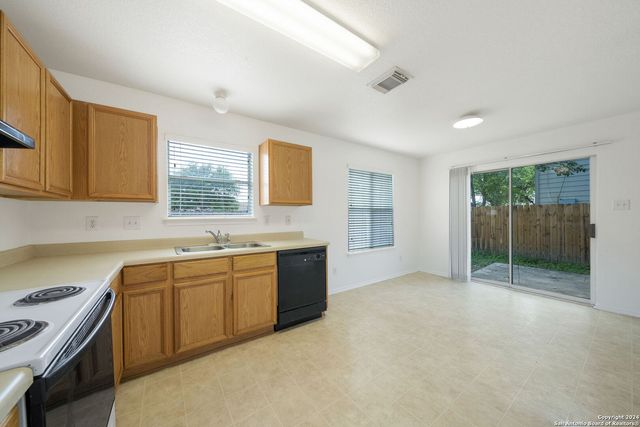7 KENROCK RDG, San Antonio, TX 78254