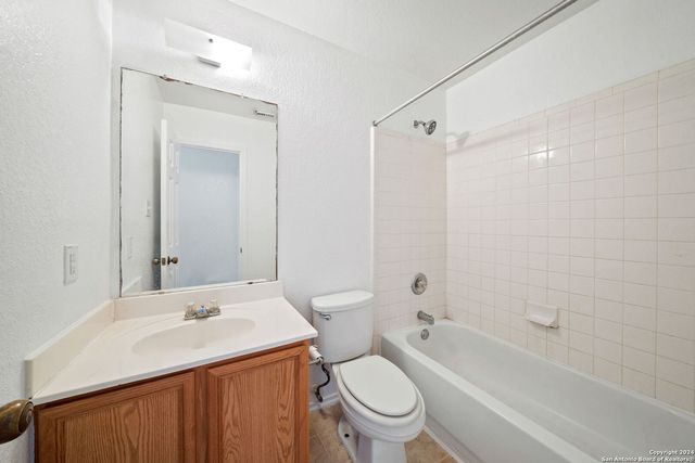 7 KENROCK RDG, San Antonio, TX 78254
