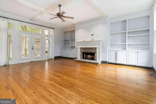 1421 Hedgewood Lane NW, Kennesaw, GA 30152