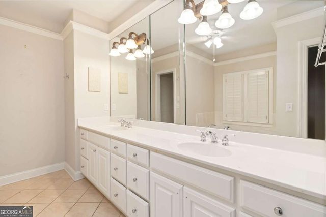 1421 Hedgewood Lane NW, Kennesaw, GA 30152