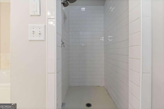 1421 Hedgewood Lane NW, Kennesaw, GA 30152