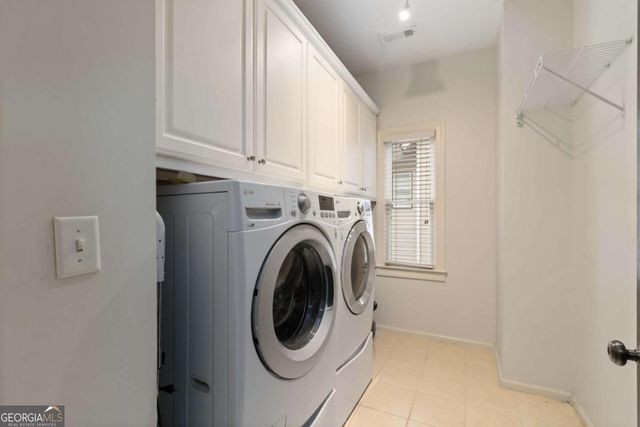 1421 Hedgewood Lane NW, Kennesaw, GA 30152