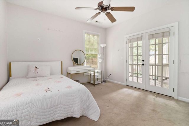 1421 Hedgewood Lane NW, Kennesaw, GA 30152