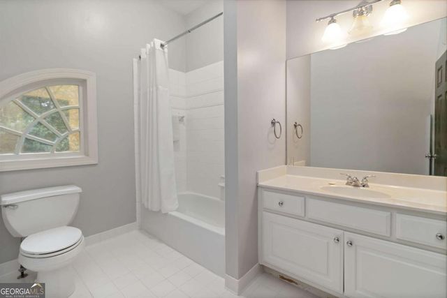 1421 Hedgewood Lane NW, Kennesaw, GA 30152