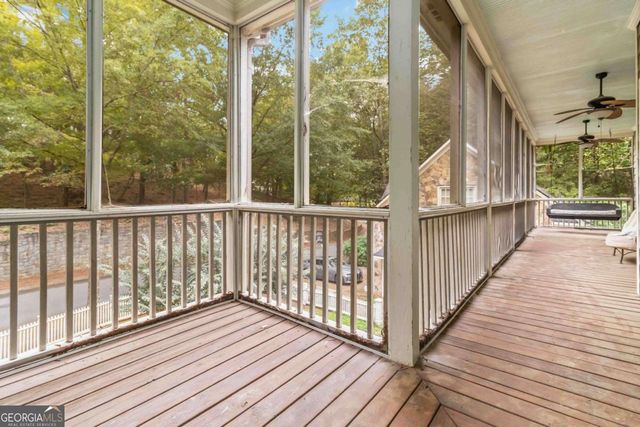 1421 Hedgewood Lane NW, Kennesaw, GA 30152