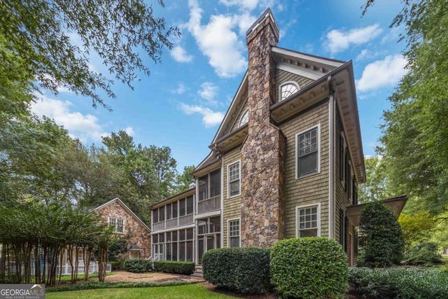 1421 Hedgewood Lane NW, Kennesaw, GA 30152