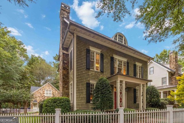 1421 Hedgewood Lane NW, Kennesaw, GA 30152