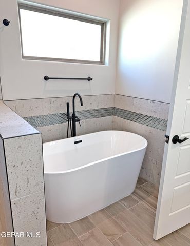 6053 ZINC HILL Street, Santa Teresa, NM 88008