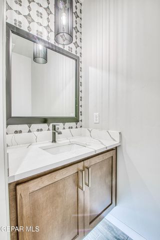 6053 ZINC HILL Street, Santa Teresa, NM 88008