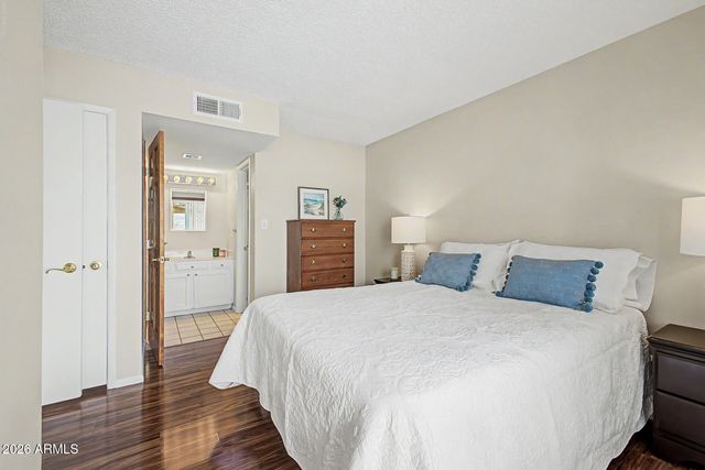 8576 E INDIAN SCHOOL Road G, Scottsdale, AZ 85251