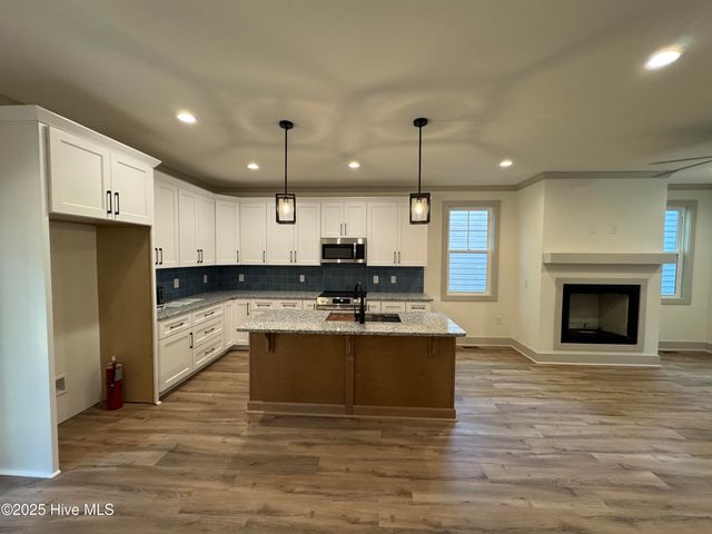 452 Moss Pink Drive, Vass, NC 28394