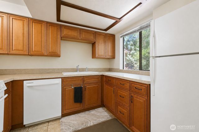 8111 58th Avenue SE, Olympia, WA 98513