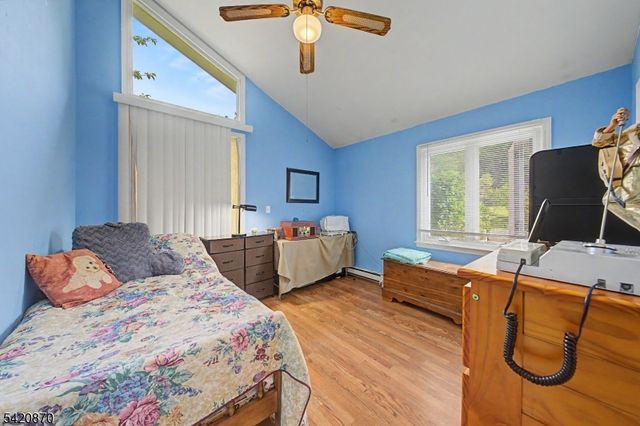 135 W Mountain Rd, Sparta Twp., NJ 07871