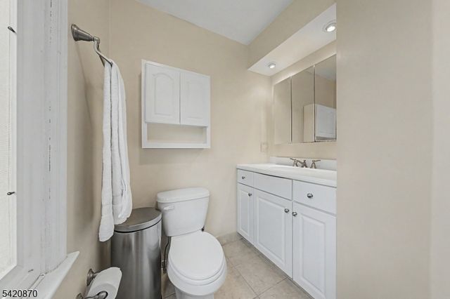 135 W Mountain Rd, Sparta Twp., NJ 07871