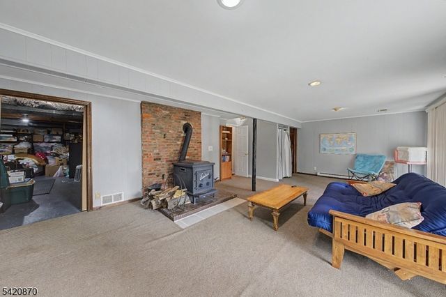 135 W Mountain Rd, Sparta Twp., NJ 07871