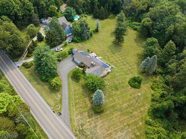 135 W Mountain Rd, Sparta Twp., NJ 07871